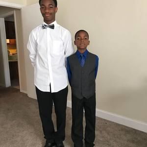 Meet your Posher, Derrick